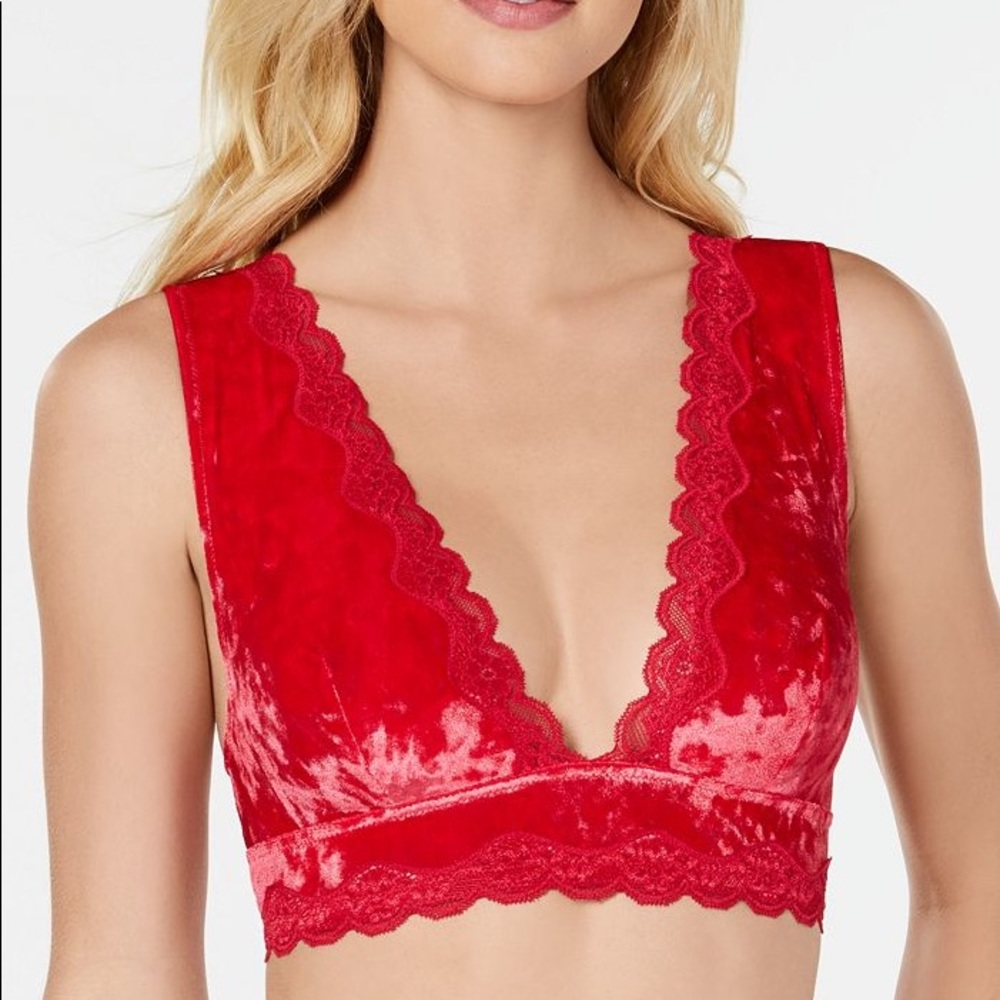 Prettylittlething + international concepts bras - Picture 4 of 5